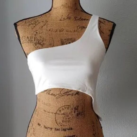 Naked Wardrobe White Smooth Side Asymmetrical Crop Top size Medium - Picture 1 of 8